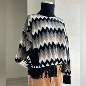 Ciello Black White Beige Chevron Print Artistic Turtleneck Sweater Womens Medium